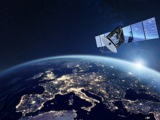Novi satelit može da špijunira samo vas