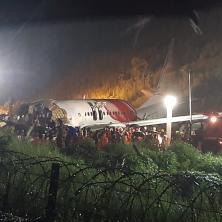 Novi snimak pada aviona otkriva važnu stvar: Čim se odlepio od piste počeo da propada - broj mrtvih još uvek nije utvrđen (VIDEO)