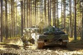 Novi trofej za rusku vojsku: Prvo zaplenjeno švedsko borbeno vozilo CV-90 VIDEO