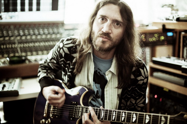 Novo acid house izdanje Johna Frusciantea