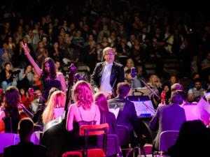 Novogodišnji koncert Omladinske filharmonije u niškom Domu vojske