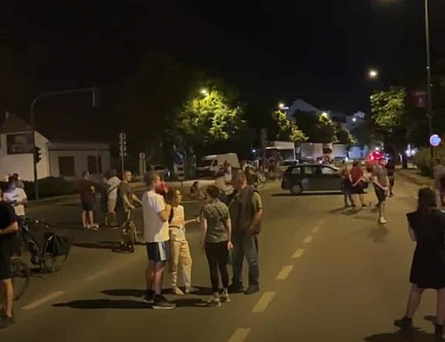 Novosađani sinoć blokirali više raskrsnica, nove blokade najavljena za danas od 18 časova
