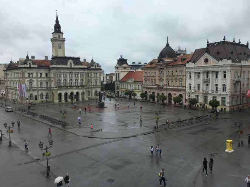 Novosadska stranačka hronika: Potpisi za odbranu SPENS-a i (ne)plaćena taksa