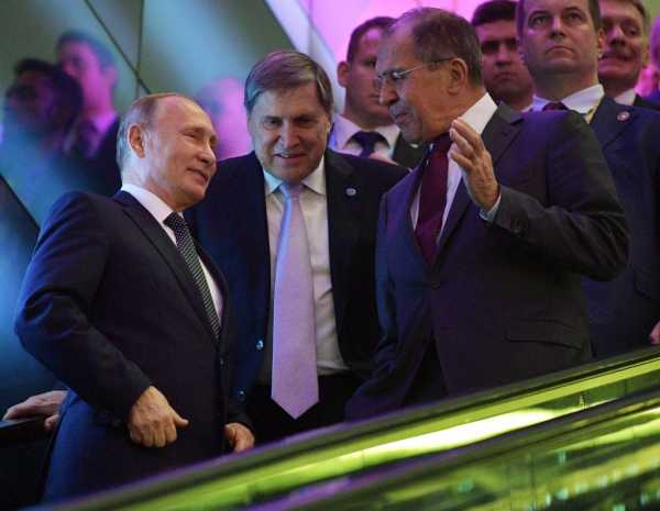 Novosti: Putin sprema specijalni paket za Srbiju