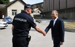 
					Novosti: Stefanović na čelu radne grupe Vlade Srbije zadužene za izborne uslove 
					
									
