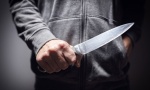 Nožem izbo maćehu u vrat, otac ga sprečio da je ubije: Pokušaj ubistva u porodici u Novom Bečeju