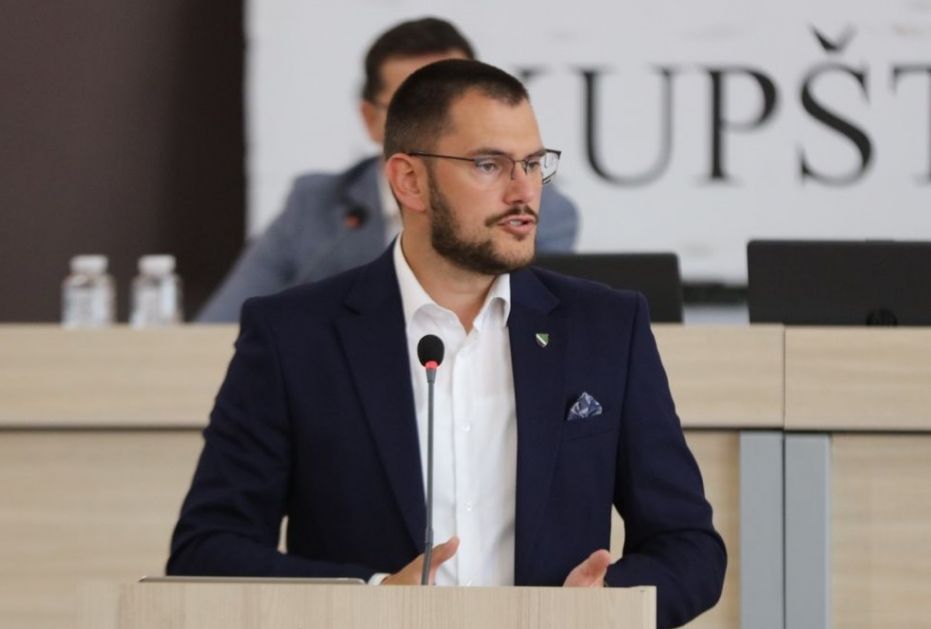 Numanović: Bošnjački predstavnici, stanite uz Zukorlića – zaustavimo izvoz oružja Izraelu