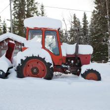 O OVOME SE MALO PRIČA: Evo kako da pripremite traktor za zimski period