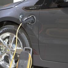 OBEZBEĐUJU SE ZALIHE: Stellantis proširuje proizvodne kapacitete baterija za e-vozila