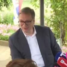 OBIĆI ĆU IH I ZAMOLITI DA TO NE RADE Vučić poslao poruku studentima koji hoće da uče da ne štrajkuju glađu