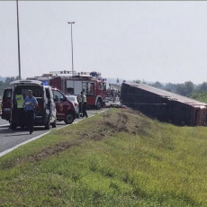 OBJAVLJENA REKONSTRUKCIJA NESREĆE U HRVATSKOJ: Vozač autobusa smrti se danas pred tužiocima branio ćutanjem (VIDEO)