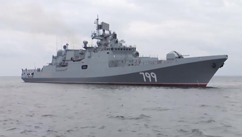 OD OVE RUSKE FREGATE NEMA SKRIVANJA: Admiral Makarov će u Siriji ciljati teroriste (VIDEO)