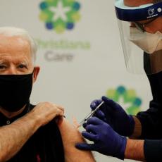 BAJDEN ISPRED KAMERA: Ponovo primio vakcinu protiv korone (VIDEO)