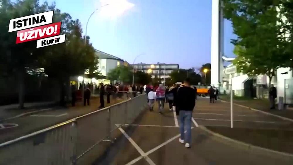 OGROMNA PODRŠKA ORLOVIMA U LUKSEMBURGU: Oko 3.000 navijača Srbije stiglo na utakmicu! (KURIR TV)