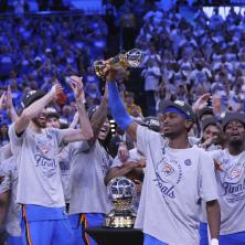 OKLAHOMA JE ŠAMPION ZAPADA! Tanderi nakon 13 godina u velikom NBA finalu (VIDEO)