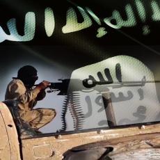 OLUJA TERORA IZ PUSTINJSKIH ZABITI: ISIS izveo čak 280 napada za 30 dana u Siriji i Iraku!
