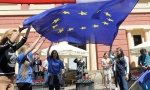 OMLADINA ZA “ČVRSTU RUKU” I PROTIV EU: Polovina mladih Evropljana ne veruje u demokratiju