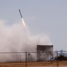OPSADNO STANJE U CENTRALNOM IZRAELU: Zatvoren aerodrom usled raketnih napada