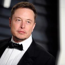 OPTUŽEN ZA ŠIRENJE LAŽNIH INFORMACIJA: Ilon Mask dao ostavku u Tesla Motorsu