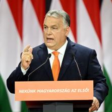 ORBAN NA RUBU PROPASTI! U Mađarskoj nikad veća politička kriza, bivši saradnici ga PLJUJU na sva usta: Da li je moguće da jedna porodica poseduje pola države? (VIDEO)