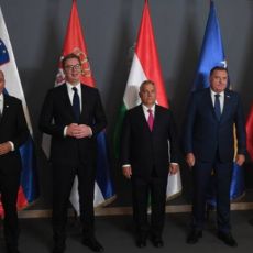 ORBAN ORGANIZOVAO VEČERU, PRISUSTVUJE I VUČIĆ: Predsednik Srbije rame uz rame sa liderima iz regiona (FOTO)