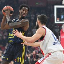 OSIPA SE FENER: Hejs Dejvis se vratio u NBA ligu