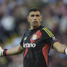 OSTAJE U ENGLESKOJ: Martinez pred transferom karijere