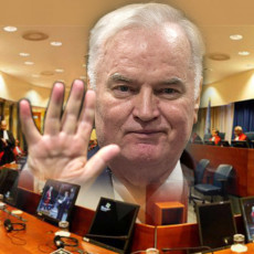 OSUĐEN je i za zločine koji NE POSTOJE u optužnici! Advokat generala Mladića detaljno analizirao PRESUDU