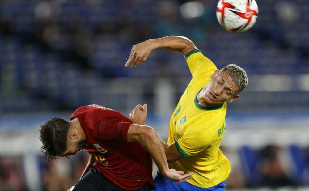 OSVOJILI ZLATO A KAŽNJENI: Olimpijski komitet Brazila pokrenuo postupak protiv fudbalera zbog opreme na pobedničkom postolju!