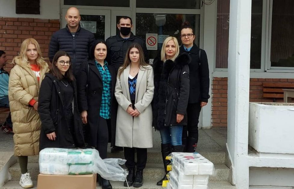 OVO ĆE IM BAŠ ZNAČITI: Uručena pomoć deci i ženama žrtvama nasilja u Vranju (FOTO)