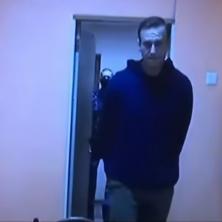OVO JE POSLEDNJI SNIMAK NAVALJNOG: Prebacili ga u najjeziviji zatvor u Rusiji, on preko video-poziva bio nasmejan (VIDEO)