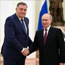 OVO JE POTVRDA DA RUSIJU VODI U PRAVOM SMERU Dodik čestitao Putinu pobedu na izborima, evo šta mu je poželeo! (FOTO)
