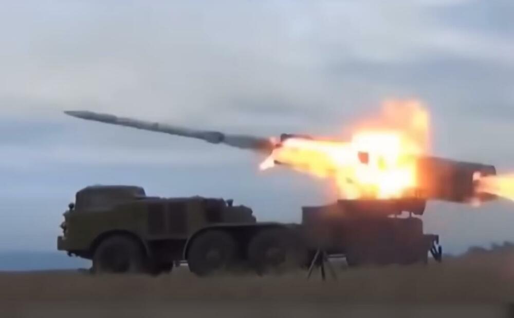 OVO JE RUSKI ODGOVOR NA HIMARS: Višecevni lanser raketa tornado-s dobacuje do 200 kilometara (VIDEO, FOTO)