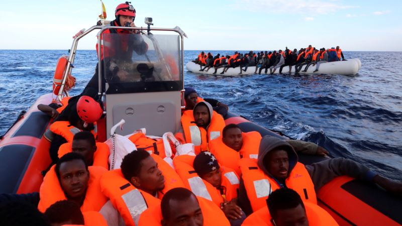 Obalska straža presrela 400 migranata kod obala Libije 