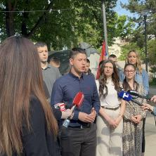 Obelodanjena još jedna laž opozicionih medija: Ovako su slagali o susretu Marte i Kos i studenata koji hoće da uče (VIDEO)