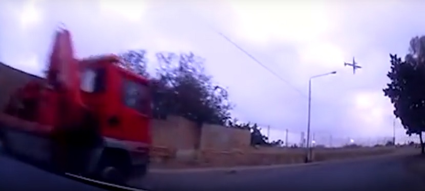 Objavljen JEZIV SNIMAK pada aviona na Malti (VIDEO)