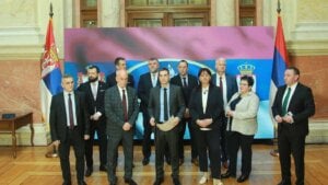 Obnovitelji monarhije iz POKS-a ponovo se spore pred ministarstvom, a ima li nade za koaliciju NADA?