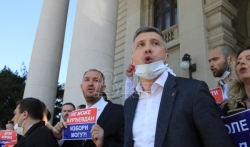 Obradović sa protestne vožnje u Čačku: Pobunom do odlaganja izbora