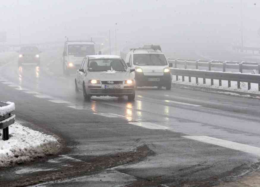 Obustavljen saobraćaj na Ibarskoj zbog dve nesreće