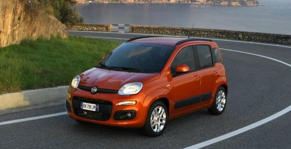 Od bačenog opuška do zatvora – nova italijanska pravila protiv bacanja smeća iz automobila