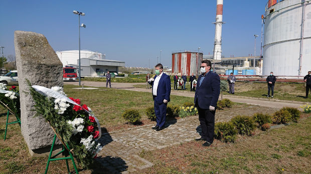 Odata počast radniku Beogradskih elektrana“ poginulom za vreme NATO bombardovanja
