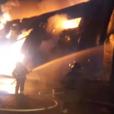 Ode 2.5 miliona evra : Veliki požar u pogonu fabrike konca u Zagorju (VIDEO)