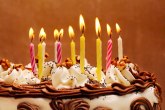 Odlučila je da proslavi rođendan uz tortu, ali je umesto nje konobar doneo nešto drugo