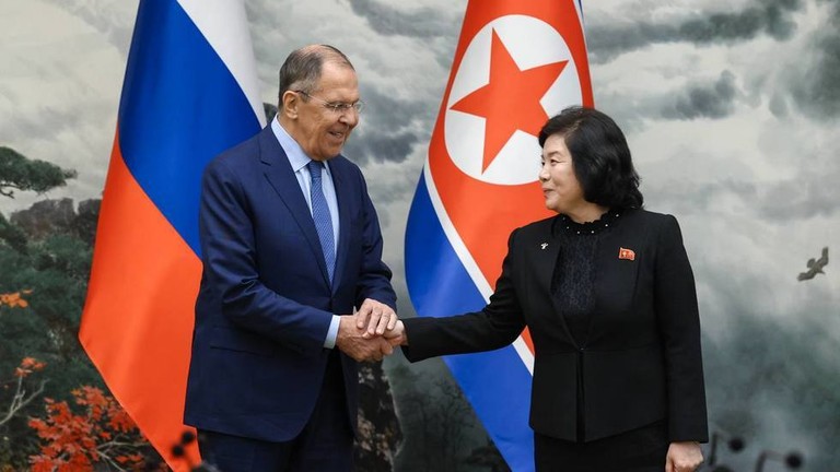 Odnosi Rusije i Severne Koreje dostižu strateški nivo — Lavrov