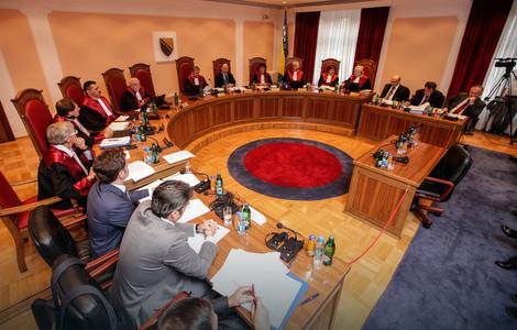 Oduzimanje kasarne u Han Pijesku izazvalo žestoke reakcije: Odluke Ustavnog suda BiH usmerene protiv Srpske