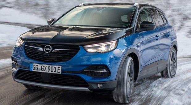 Odvezite se na planinu: Opelovi električni automobili su jaki u planinskim predelima