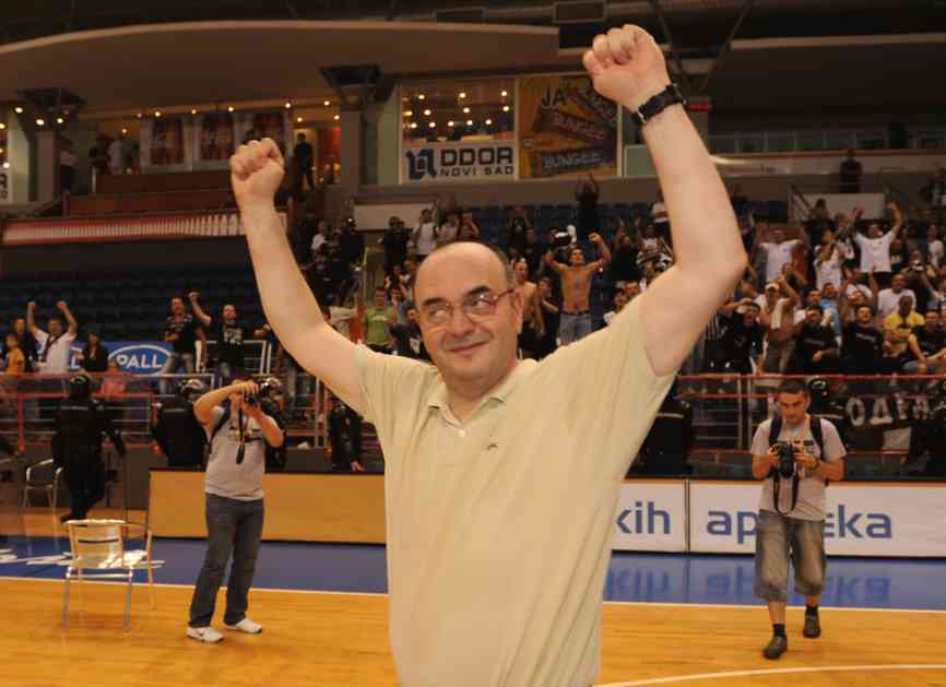 Oglasio se i Partizan: Dule, pobedi ponovo!