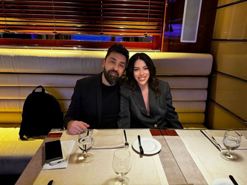 Ognjen i Mina otkrili presladak trenutak sa sinom: Perun napravio nestašluk u stanu pa se sakrio od roditelja