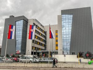 Oko 100 aktivnih tužbi protiv UKC Niš - bivši direktor odustao, ali ne i lekari
