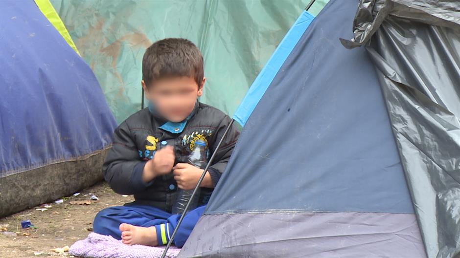 Oko hiljadu dece izbeglica kreće u školu u Srbiji